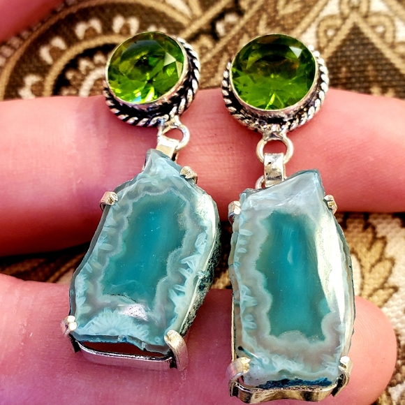 New Peridot and Agate Druzy 925 Silver Stud Earrings. - Picture 7 of 11